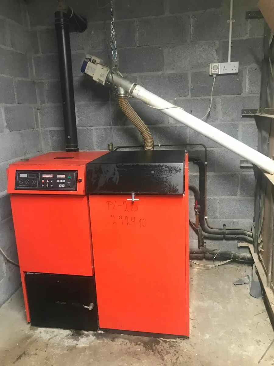 Wood Pellet Boiler €900 & bag pellets 15kg €4.50 - Image 2