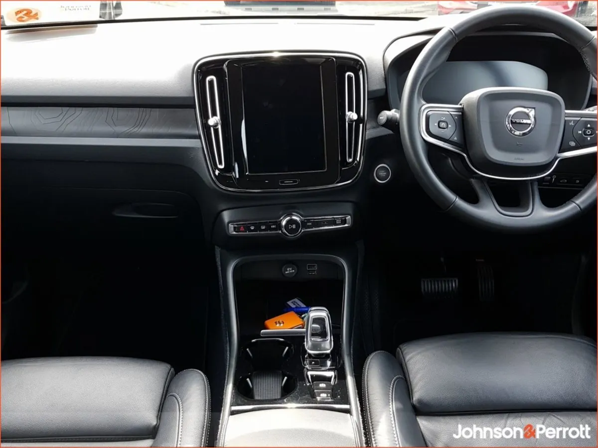 Volvo XC40 T4 211hp Phev Plus Bright - Image 2