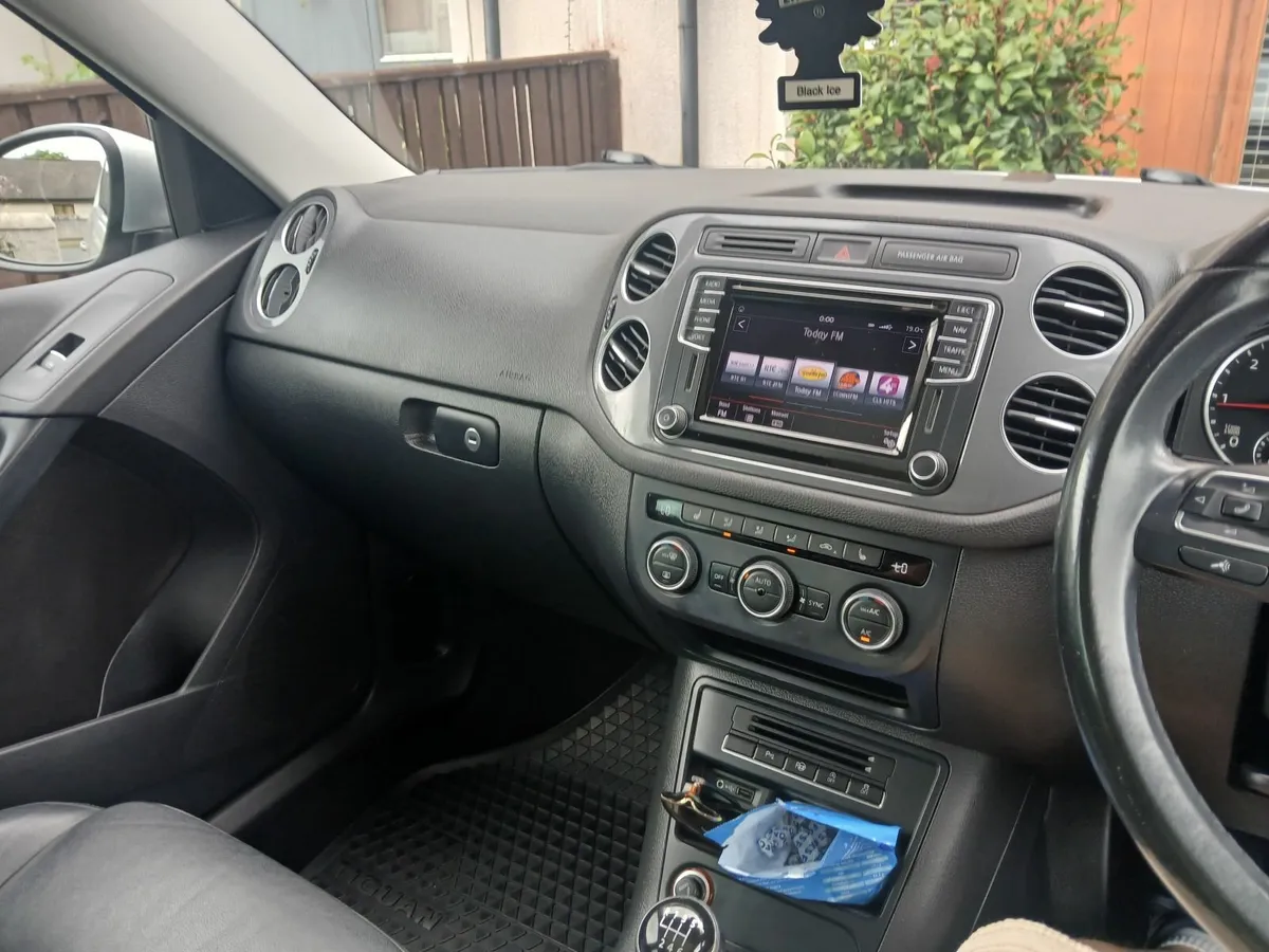 Volkswagen Tiguan 2016 - Image 4