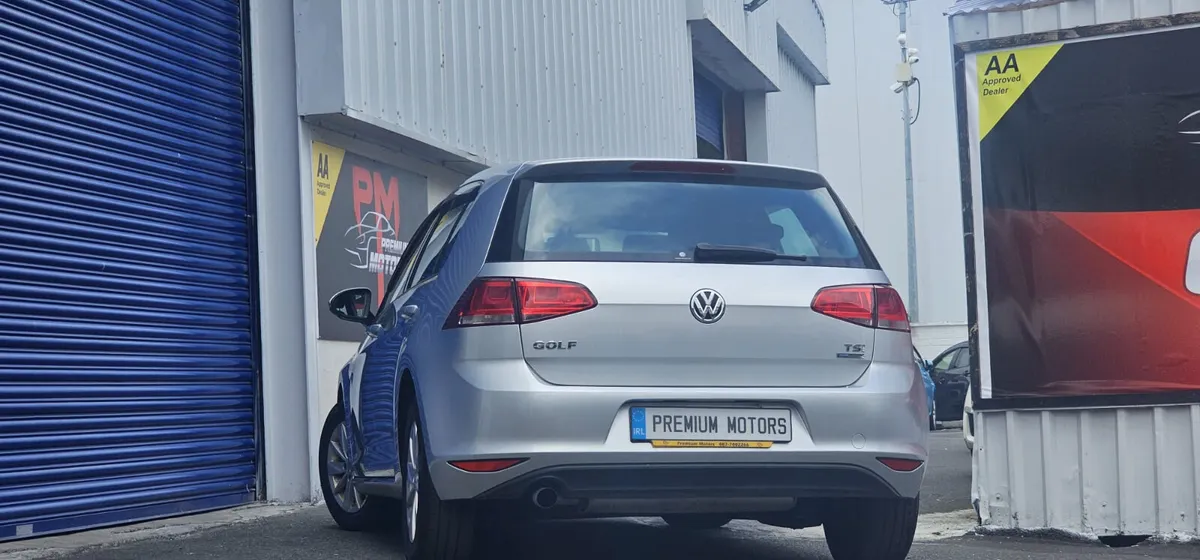 Volkswagen Golf Automatic - Image 4