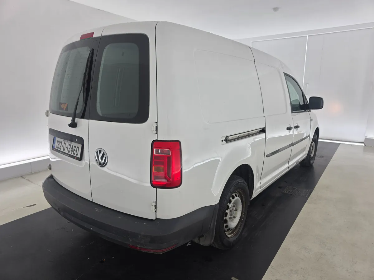 2019 Volkswagen Caddy in Auction - Image 3