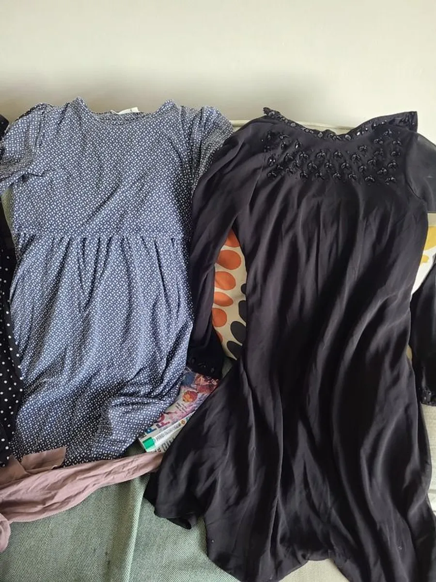 Maternity clothes size 8-10 - Image 1