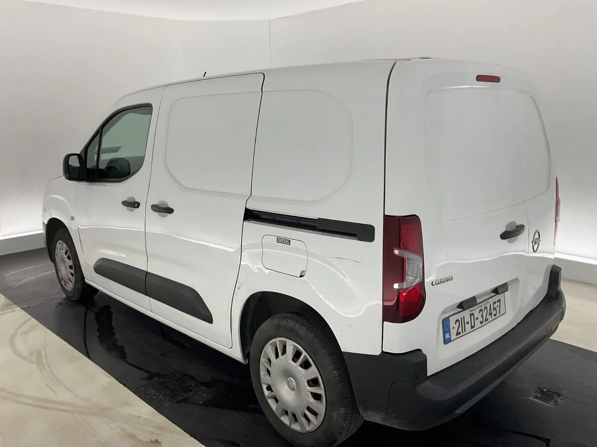 2021 Opel Combo in Auction - Image 3