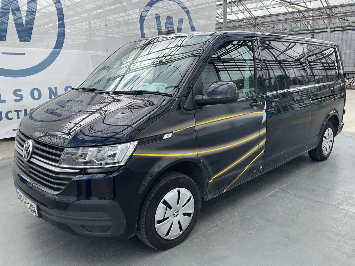 2022 Volkswagen Transporter in auction - Image 1