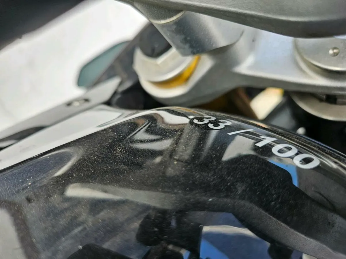Bmw r1200rs limited edition - Image 4