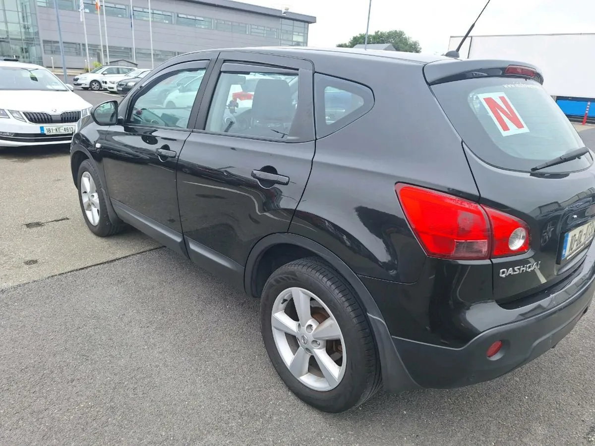 Car - Image 2