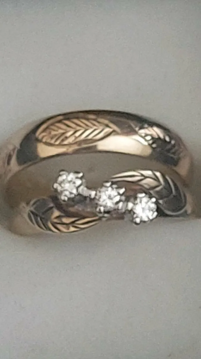 9ct gold wedding set - Image 1