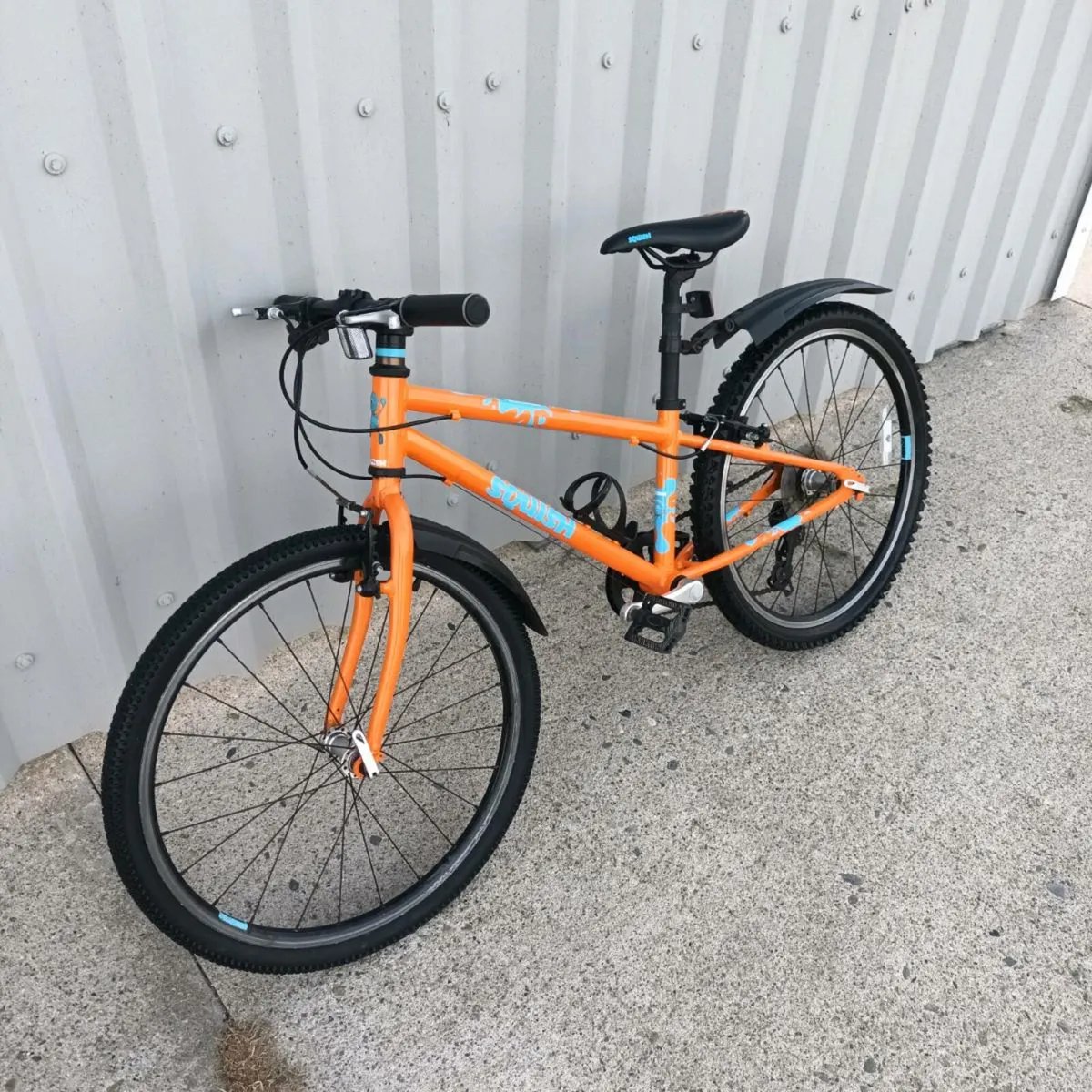 Children bike - Image 1