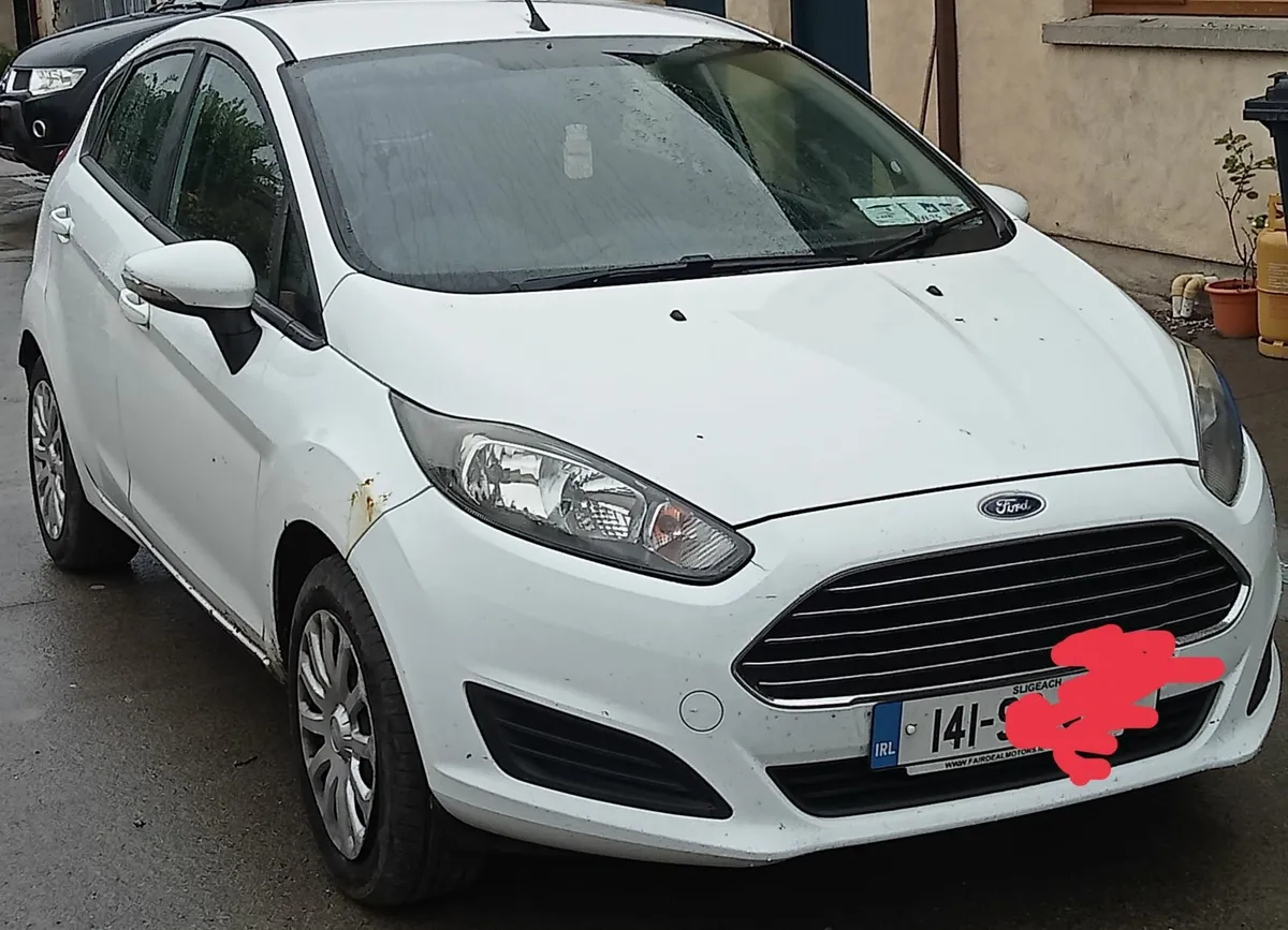 Ford Fiesta 2014 - Image 2