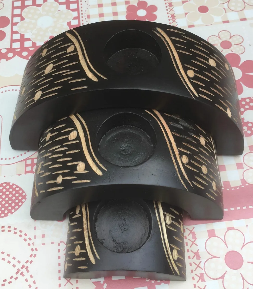 BRAND NEW 3 Piece Stackable Candle Set with Candle - Image 2