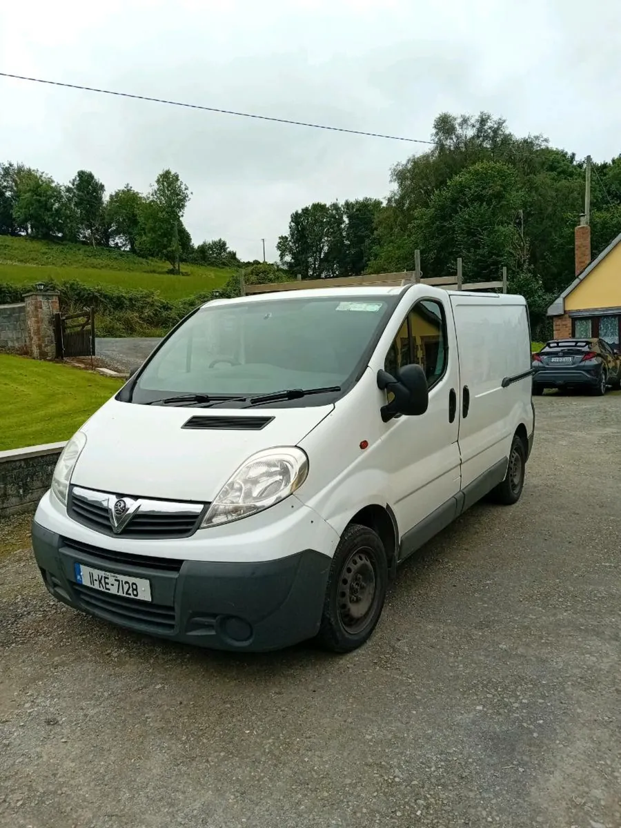 Vauxhall Vivaro - Image 2