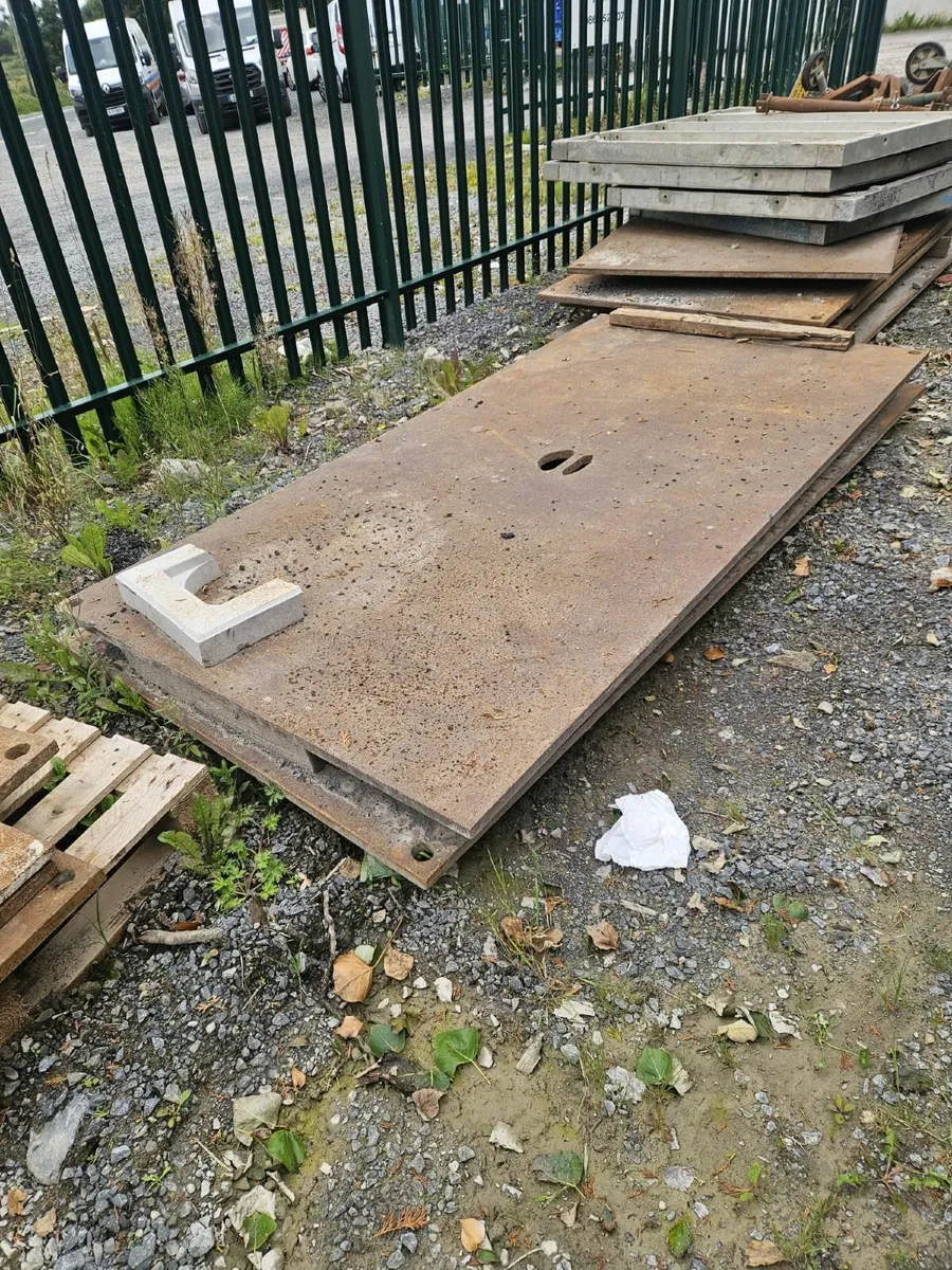 Road Plates - Image 3