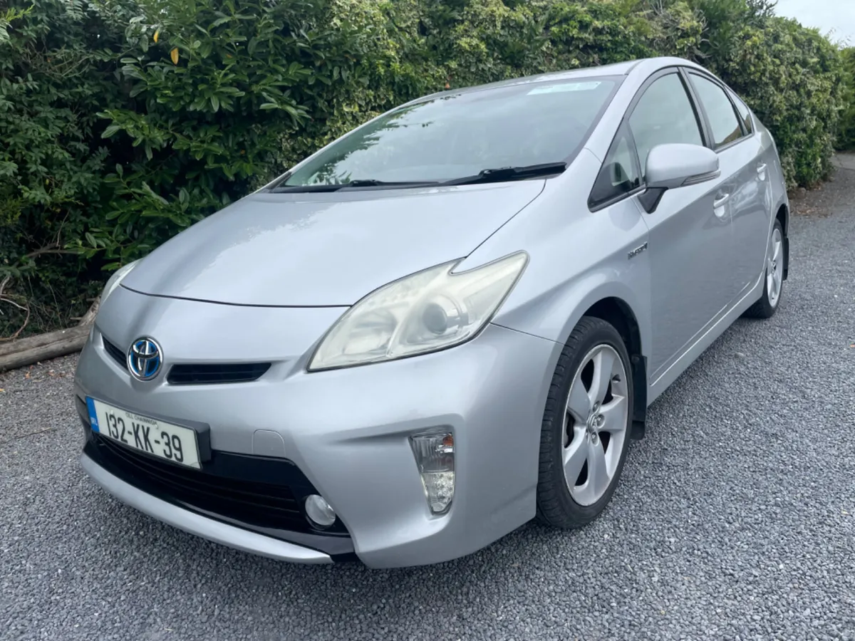 Toyota Prius 2013 - Image 1