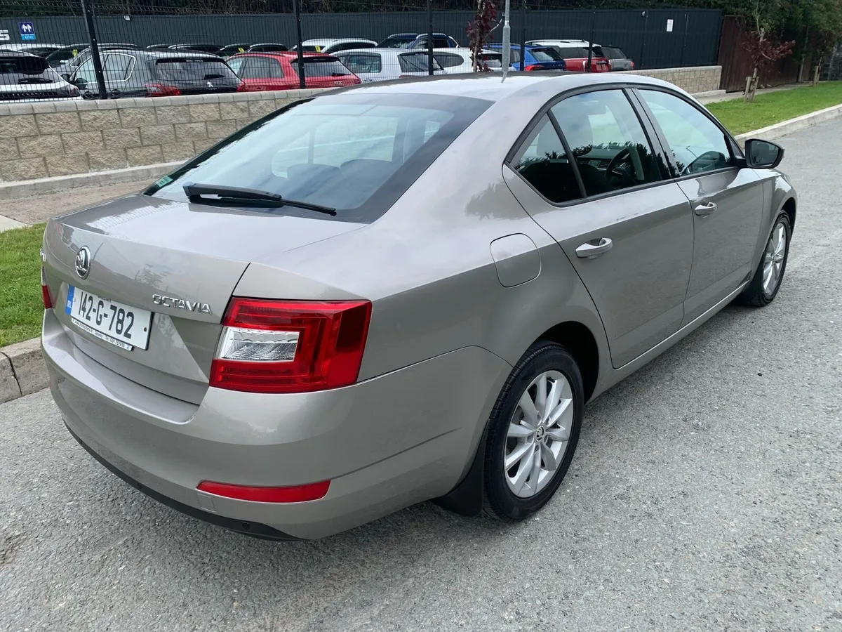 2014 Skoda Octavia diesel, Nctd 11/25, taxed 8/25 - Image 3