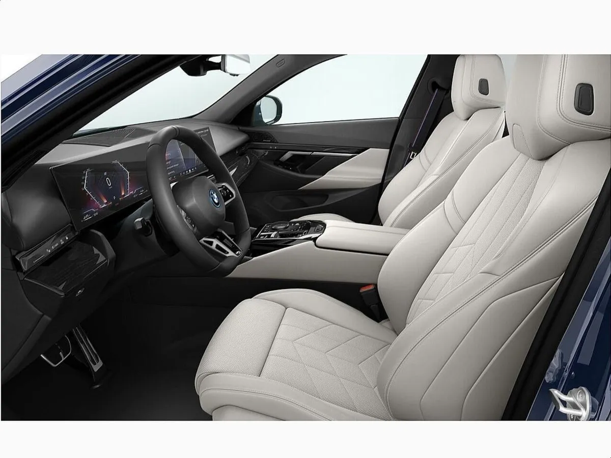 BMW 5 Series 530e M Sport Pro - Image 4