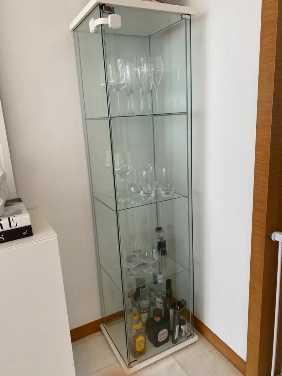 Glass display - Image 1