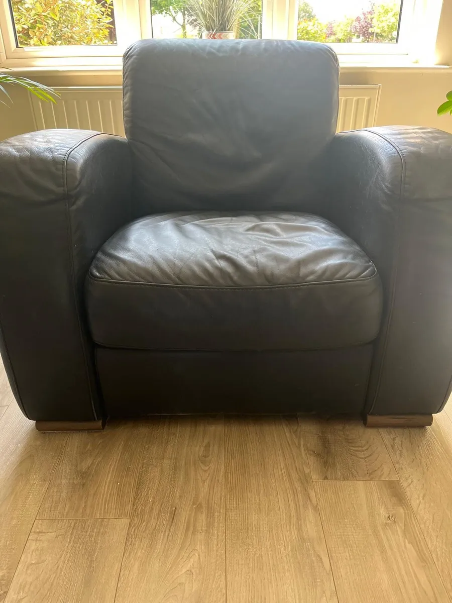 3 seater sofa and armchair - Image 1