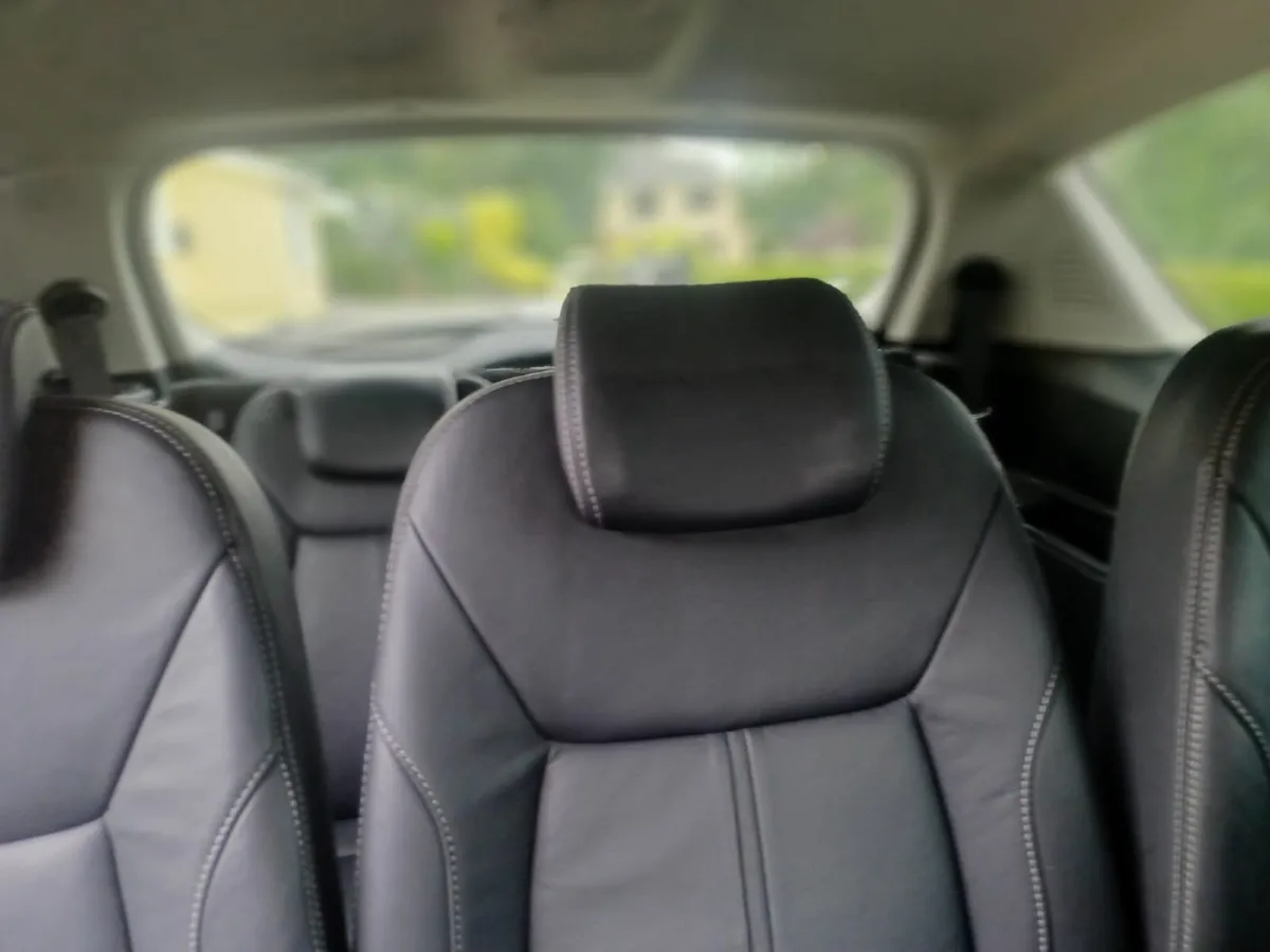 Ford S-Max 2012  Titanium    with  X pack  163 BHP - Image 4