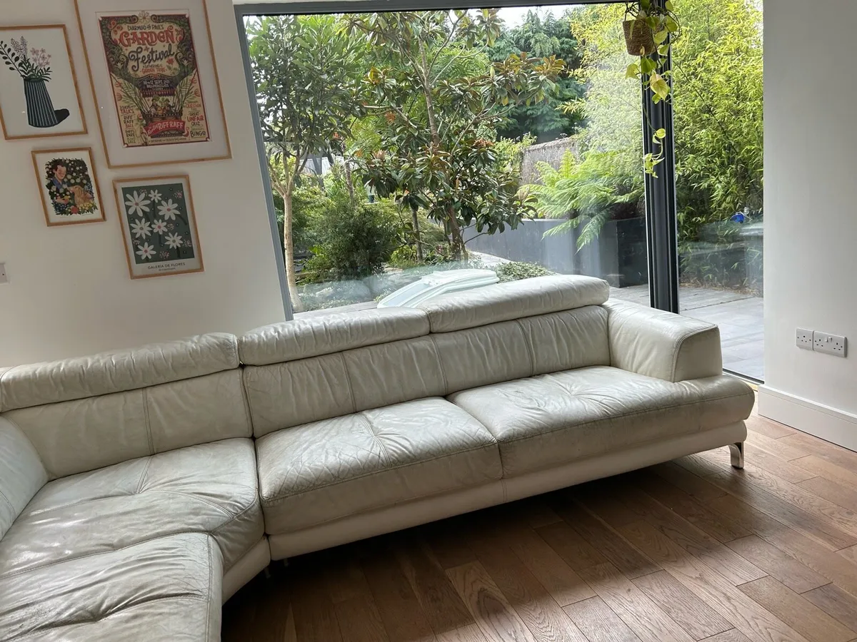Leather corner sofa DFS - Image 3