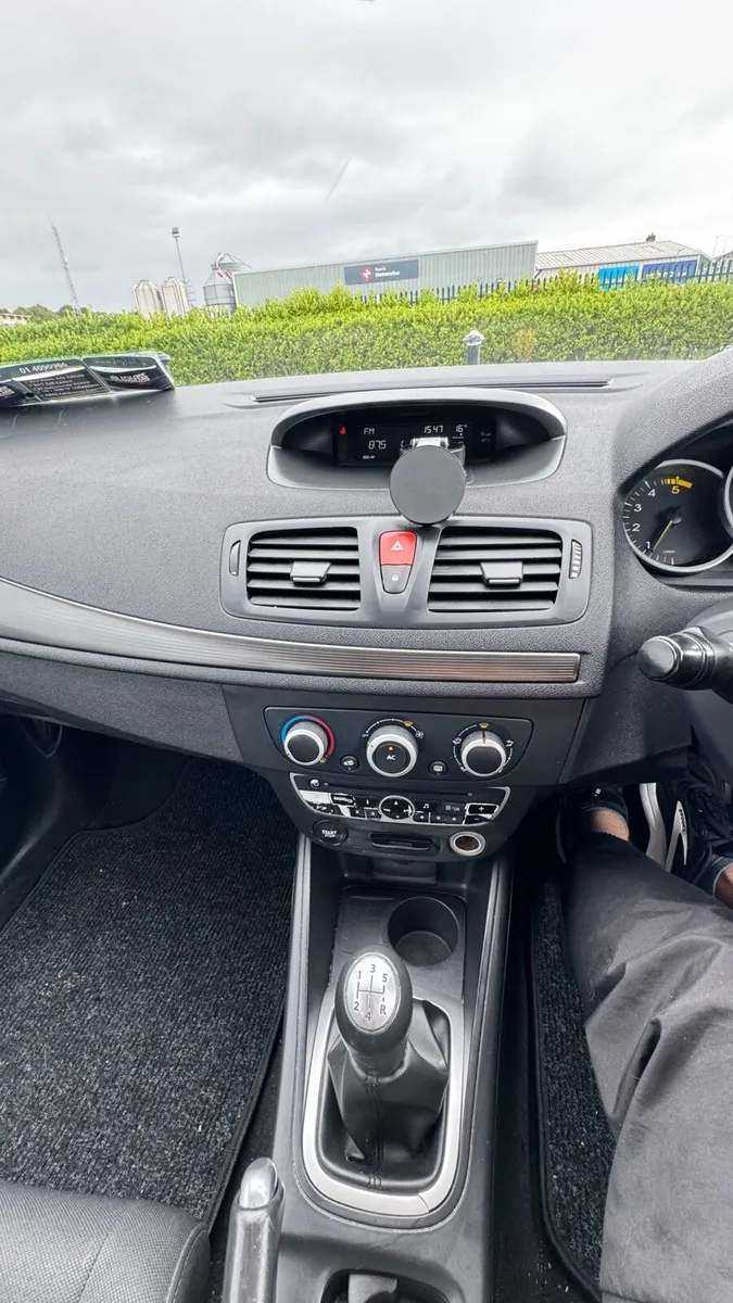 Renault Megane coupe - Image 4