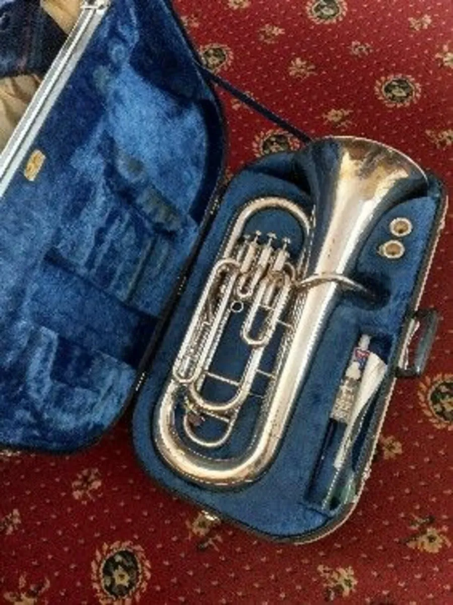 Vintage YAMAHA  Bb Euphonium - Image 1