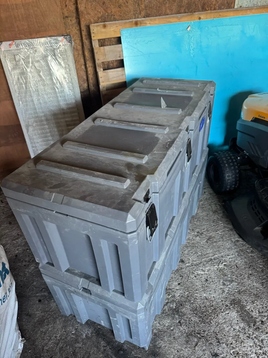 Cargo boxes - Image 2