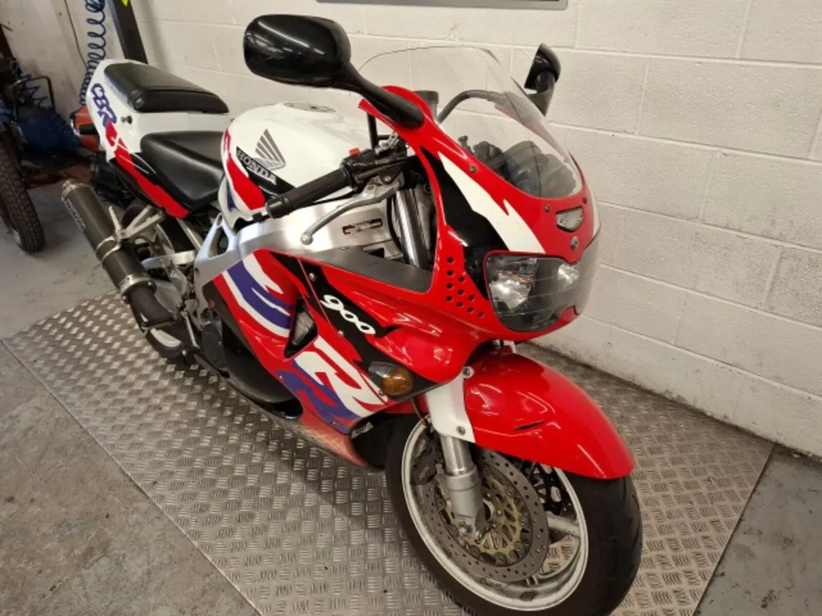 Honda Fireblade 1997 - Image 2