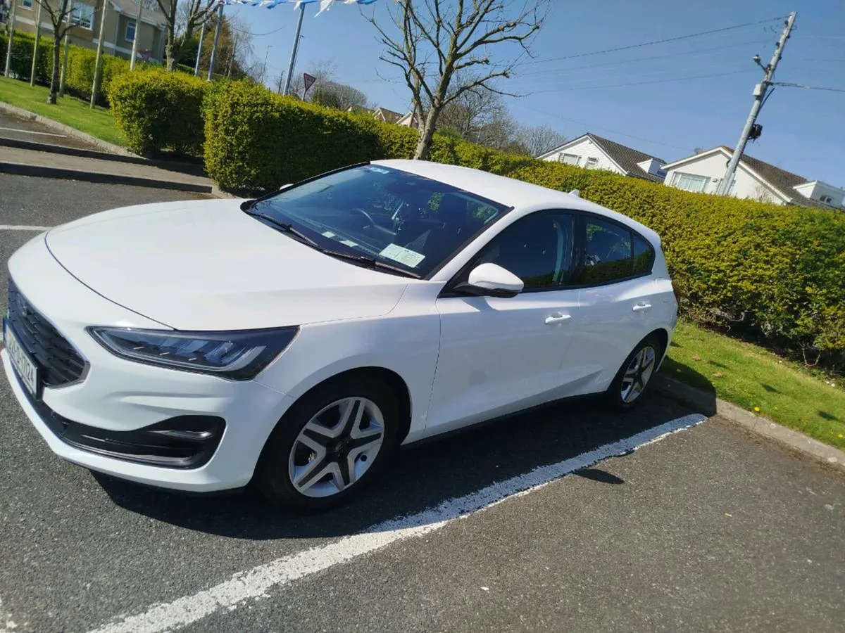 Ford Focus 1.0L Ecoboost 125PS Trend - Image 2