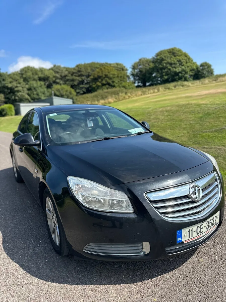 Vauxhall Insignia 2011 - Image 1