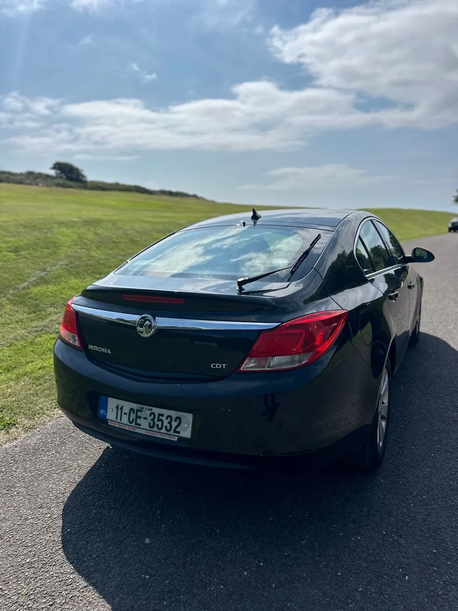 Vauxhall Insignia 2011 - Image 2