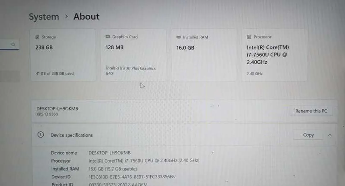 Dell XPS 9360 Core i7 7th Gen   16/256 GB - Image 1