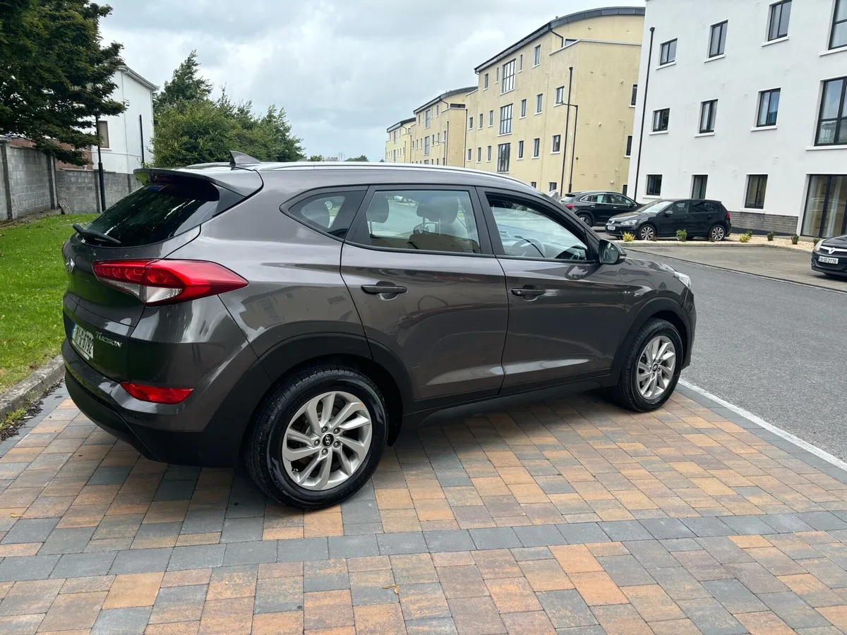161 Hyundai Tucson - Image 3