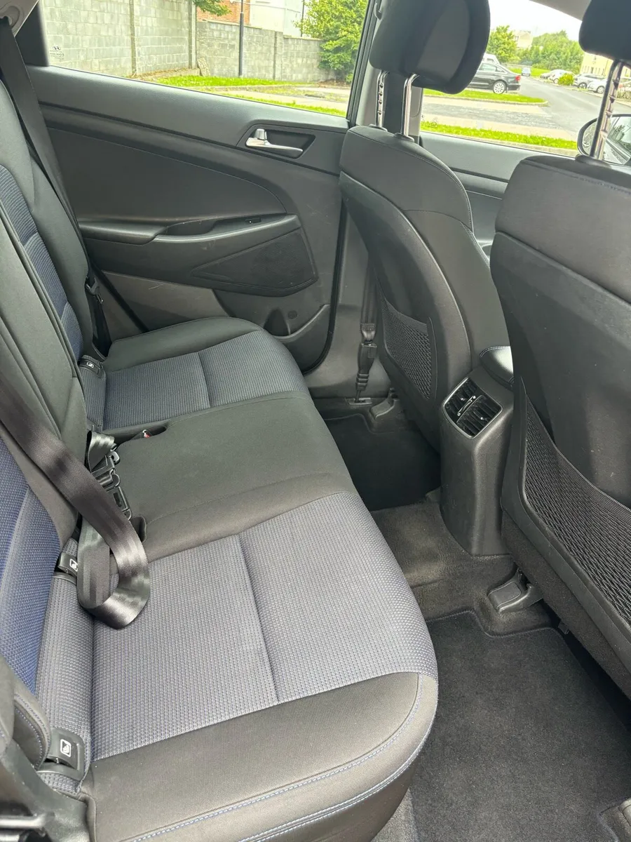 161 Hyundai Tucson - Image 4