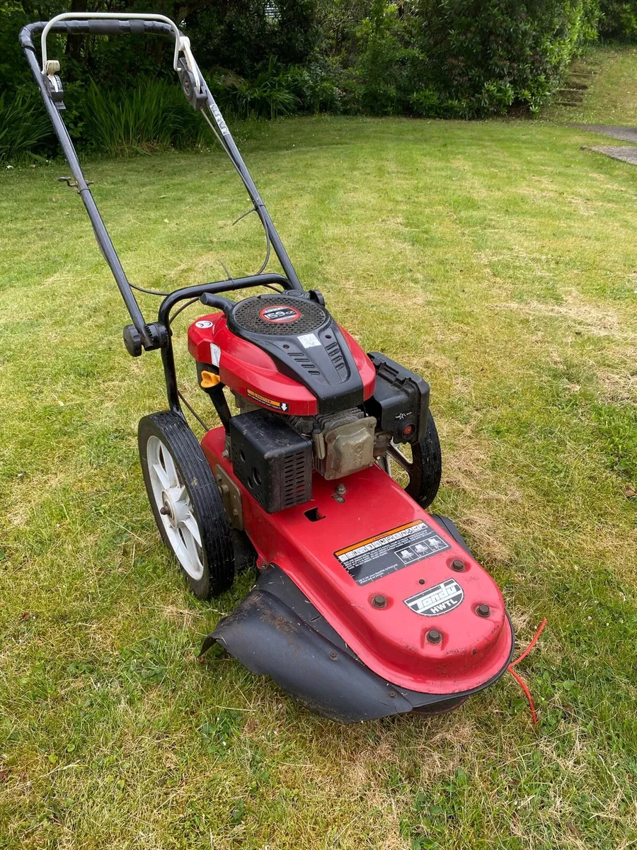 Wheeled strimmer - Image 1