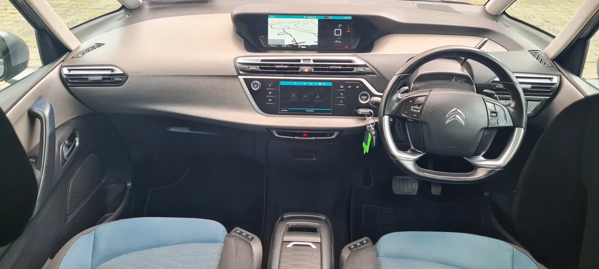 Citroen C4 Picasso 1.6D 120PS Feel Auto 2017 - Image 3