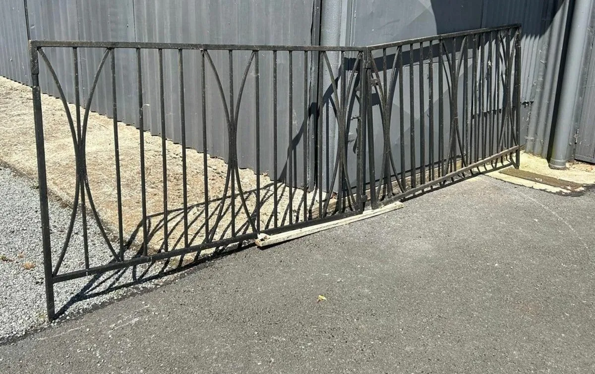 Entrance Gates - Image 1