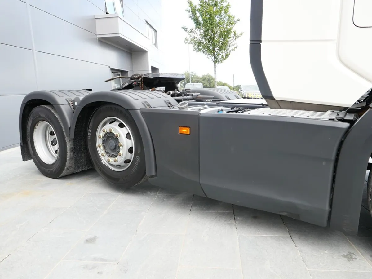Scania R450  New Gen  6x2 Midlift Auto Gearbox - Image 4