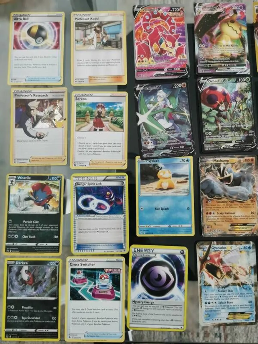 Pokemon cards and tin - Image 3