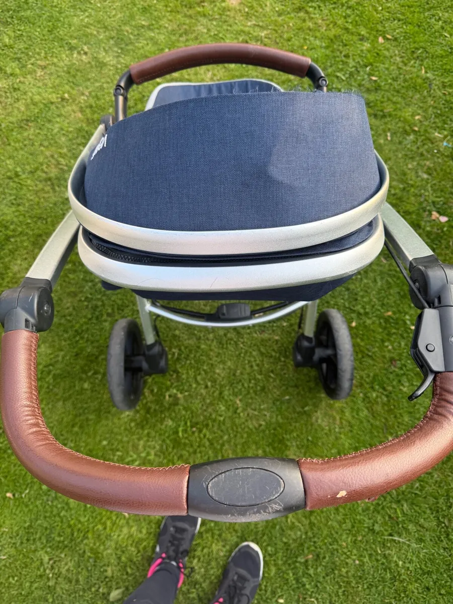 Baby Elegance Travel System - Image 3
