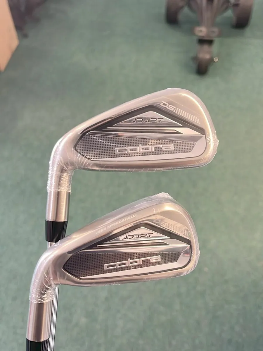 Cobra DS ADAPT LEFT HAND 5-GW REG  €989 Now €699 - Image 2