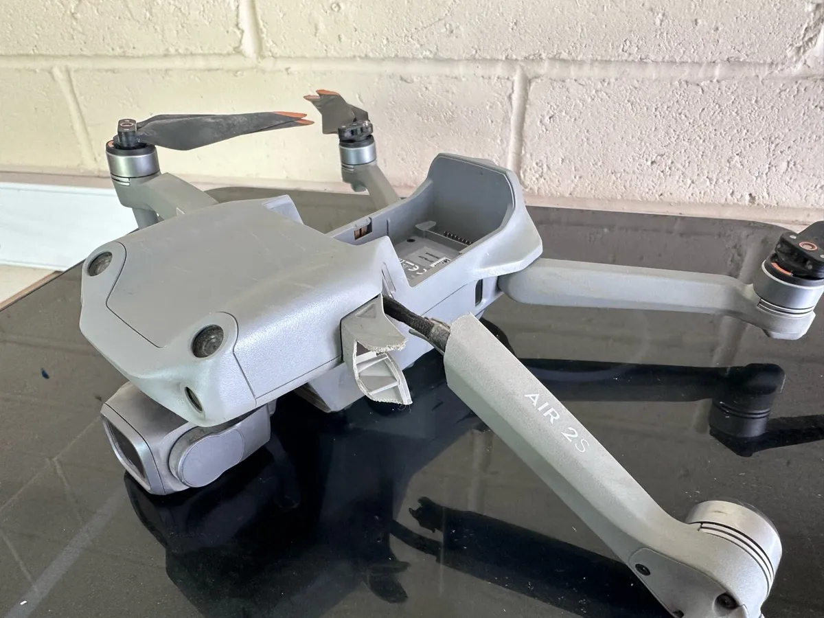 Dji Air2s Parts or Repair - Image 2
