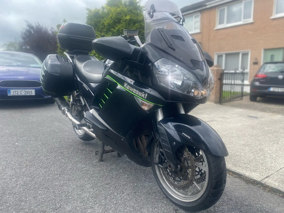 2009 Kawasaki GTR 1400 - Image 1