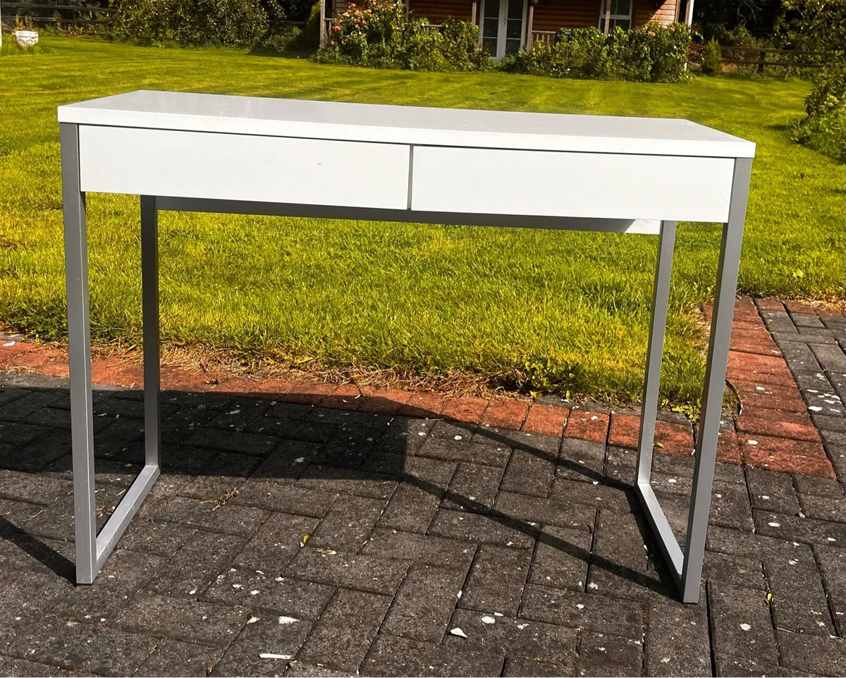 White Glossy Desk - Image 1