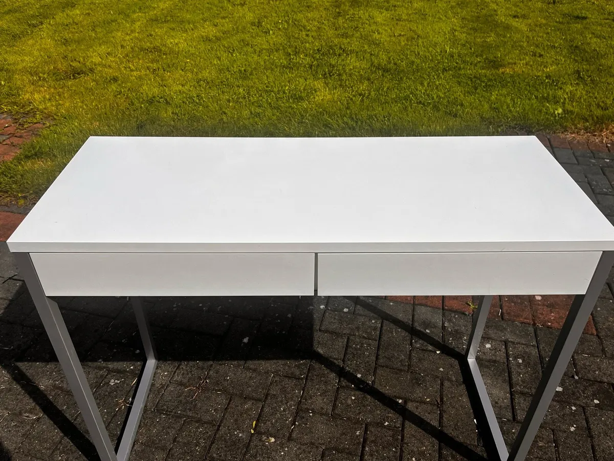 White Glossy Desk - Image 2
