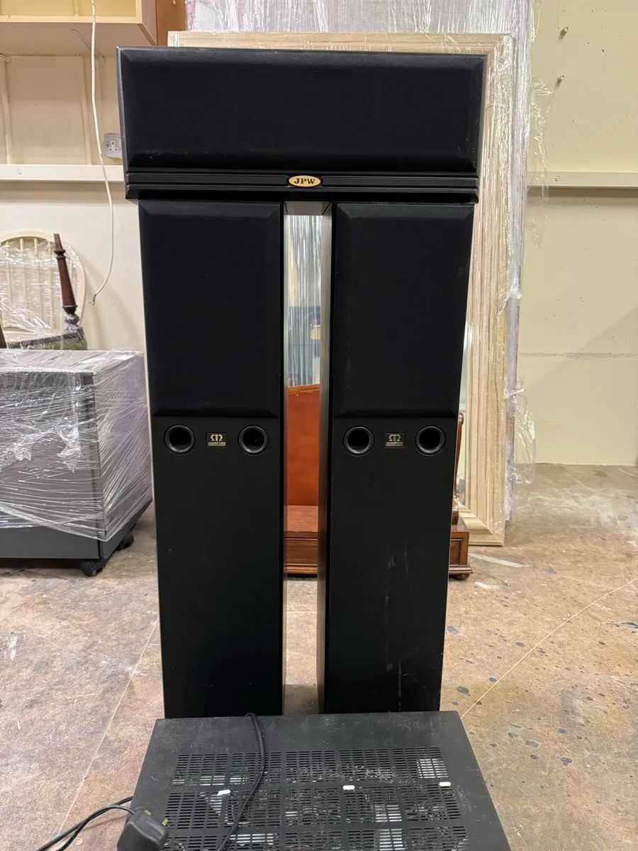 Monitor audio floor standing Speakers - Image 1