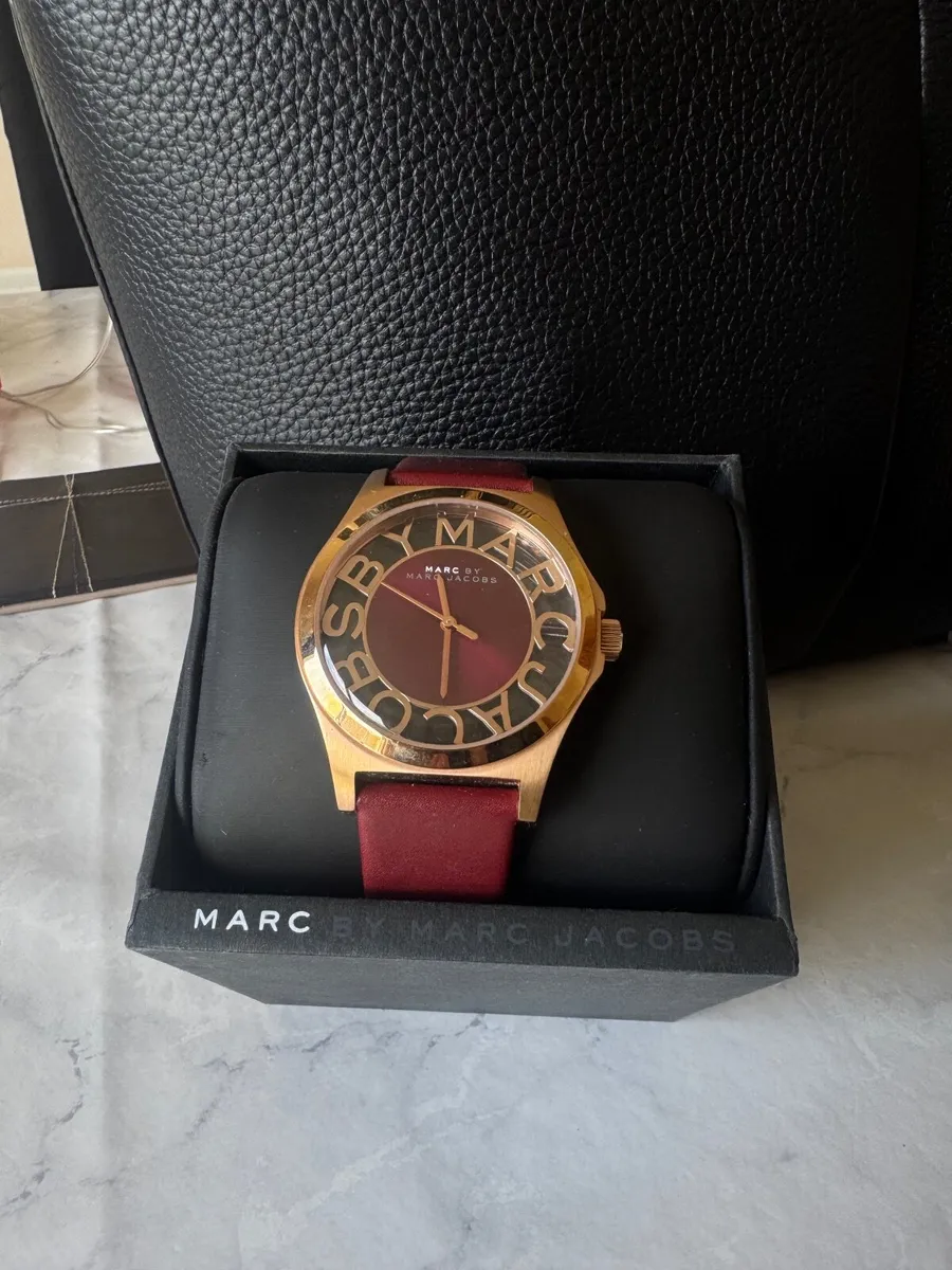 As New Marc Jacobs Wine Watch - Image 1