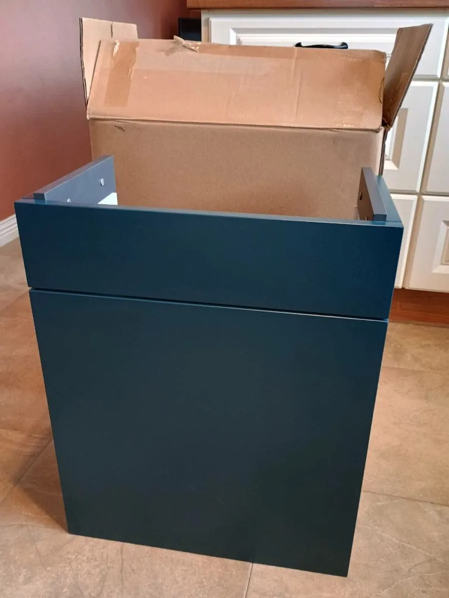 Sonas Vanity unit (sink not included) - Image 1