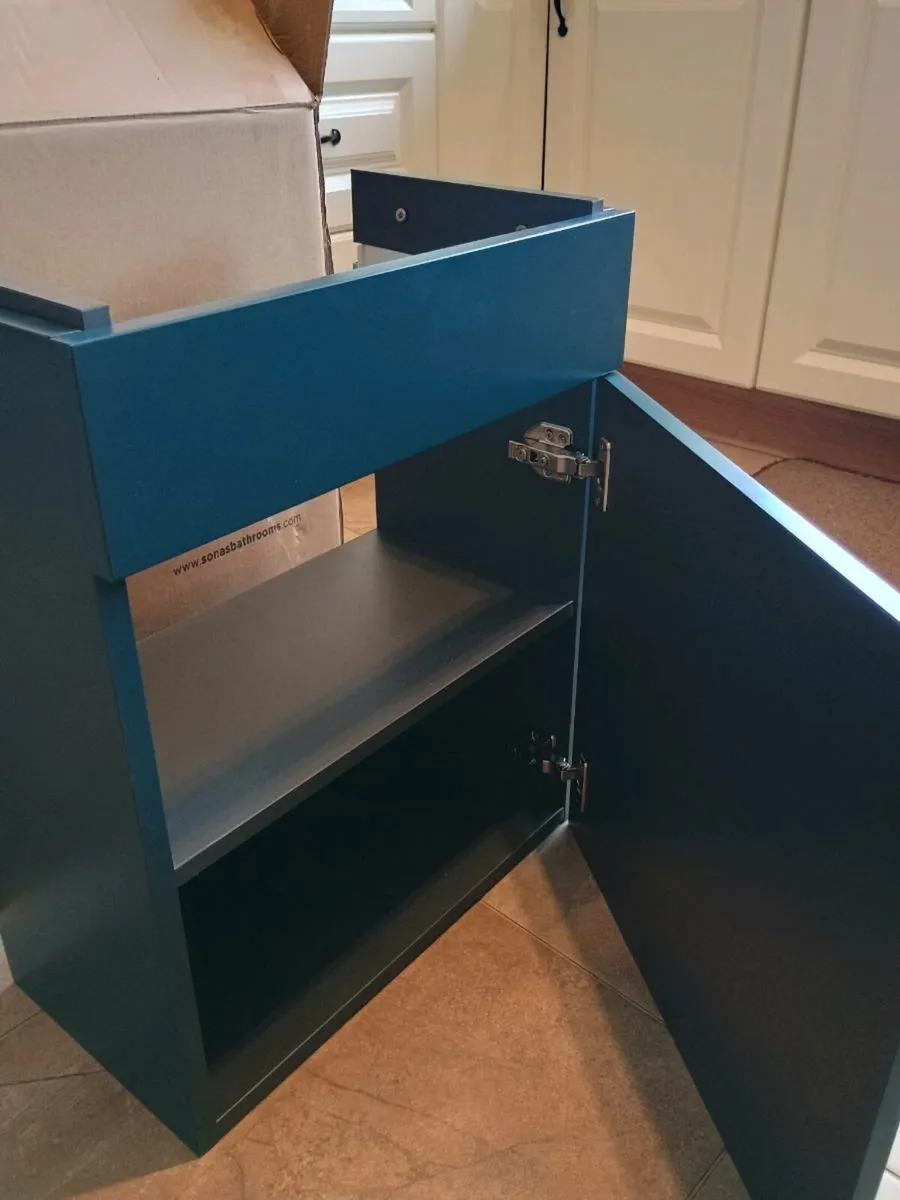 Sonas Vanity unit (sink not included) - Image 3