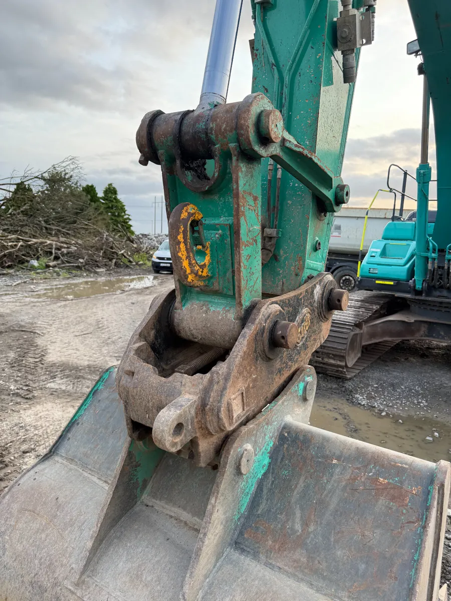 Kobelco SK210 - Image 3