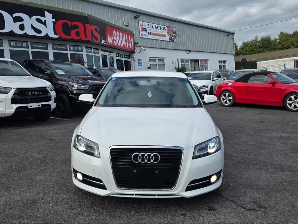 Audi A3 ONLY! 28597KM!! 1.4 TFSI - ALLOYS - PARKIN - Image 4